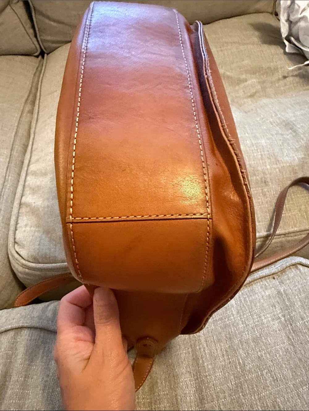 Frye Leather Shoulder Bag in Cognac Brown - Classic Women's Crossbody